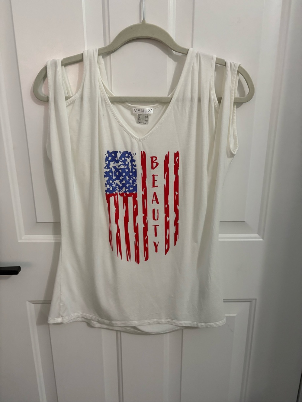 VENUS White Sleeveless Tank with Red & Blue Flag Graphic